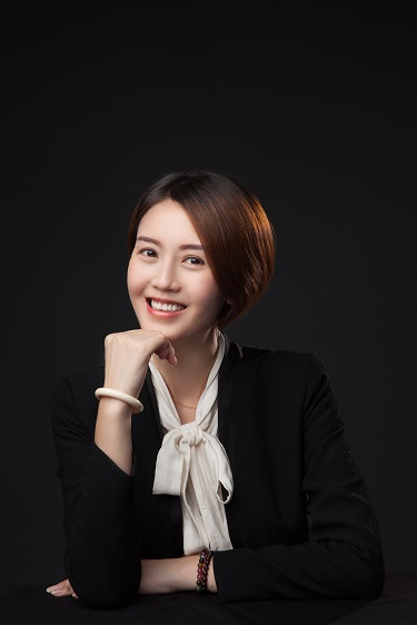 易丽君