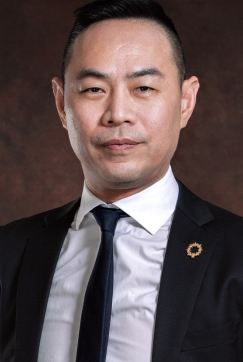谢闻栗