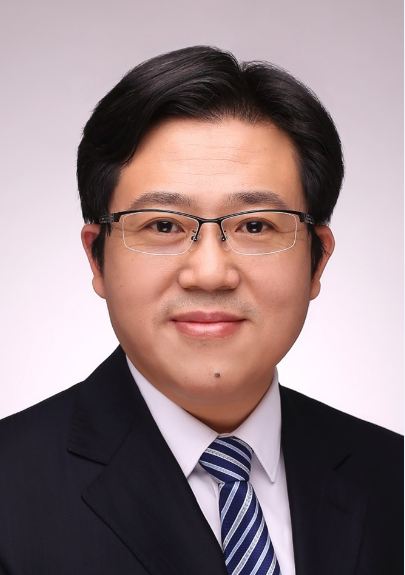 洪雷